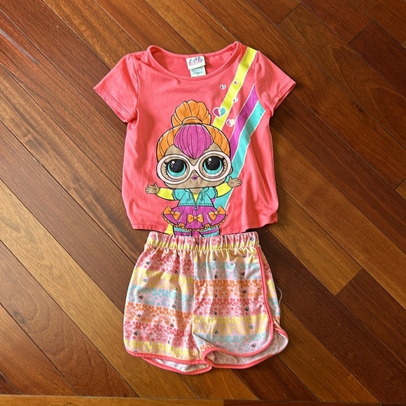 Girls pajama set size 6 - Picture 1 of 4
